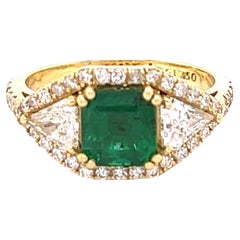 GIA Certified 2.50 Carat Emerald and Diamond 18 Karat Yellow Gold Bridal Ring