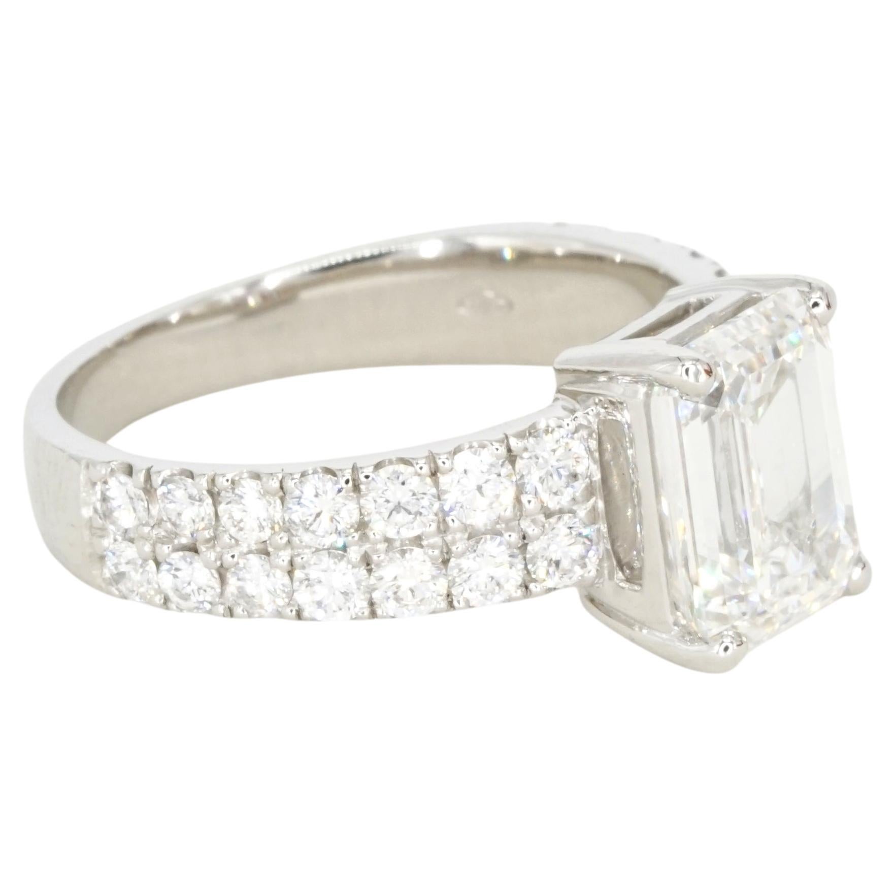 Anillo de diamantes de oro blanco de 18 quilates, talla esmeralda, certificado por el GIA de 2,50 quilates