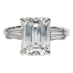 GIA zertifizierter 2.50 Karat Platin-Diamantring mit Smaragdschliff