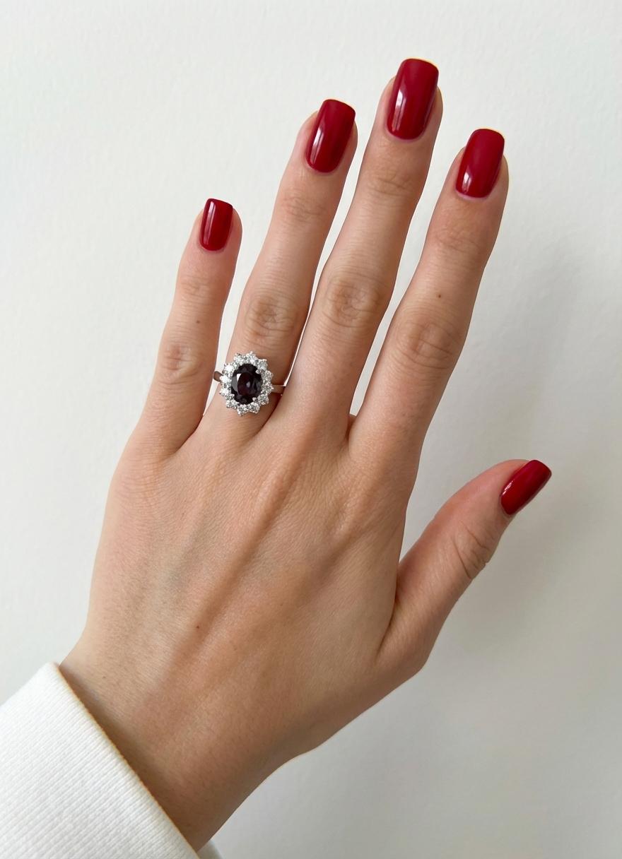 GIA zertifiziert 2,50 Karat natürlichen Alexandrit und Diamant-Cluster-Ring (Ovalschliff) im Angebot