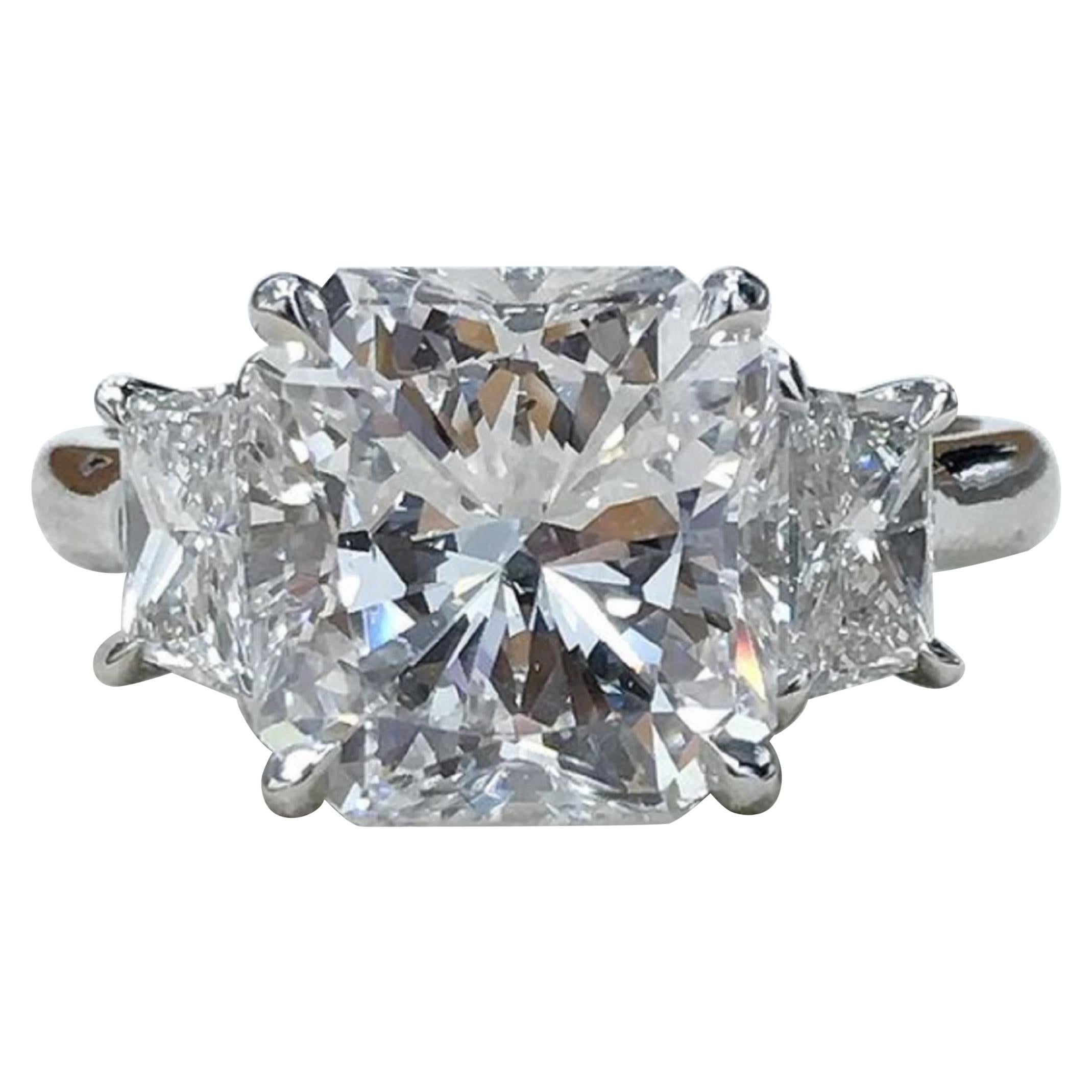 GIA Certified 2.50 Carat Radiant Cut Diamond Platinum Ring