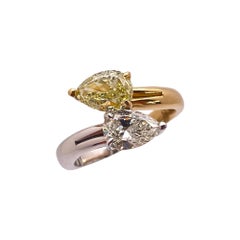 Bague de fiançailles en diamants blancs et jaunes de couleur naturelle certifiée GIA