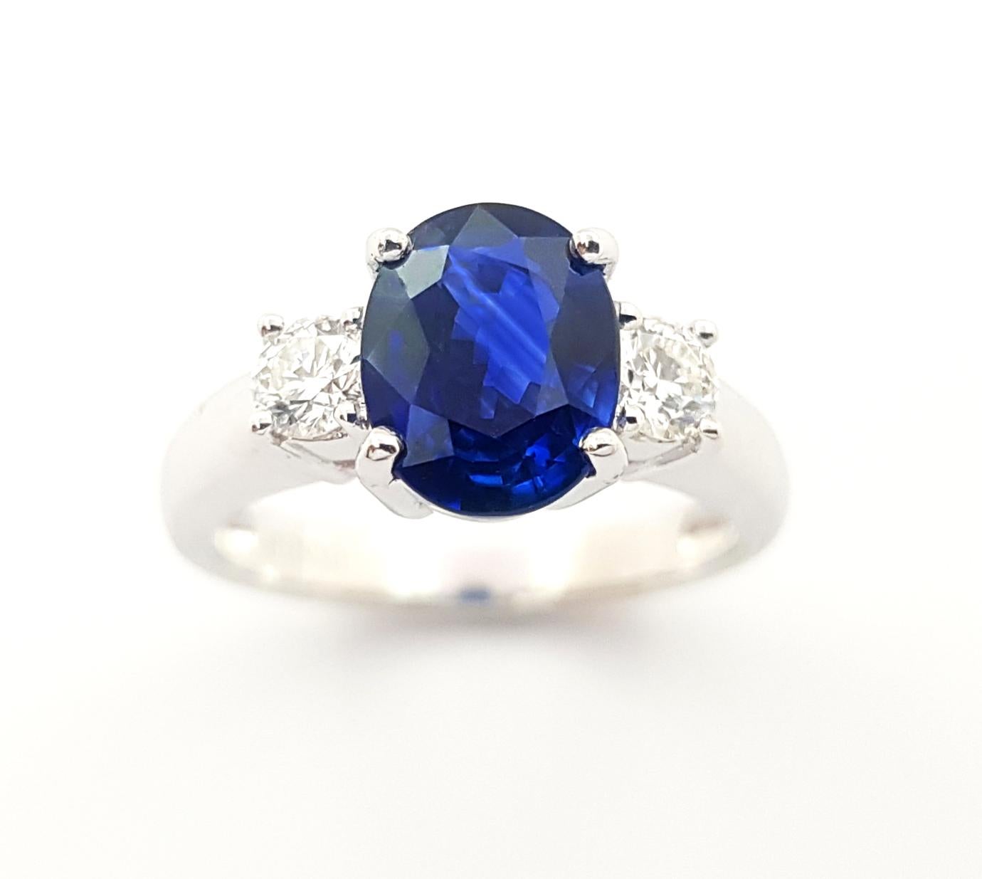 GIA-zertifizierter 2,50 Karat blauer Saphir mit Diamantring aus Platin 950 im Angebot 3