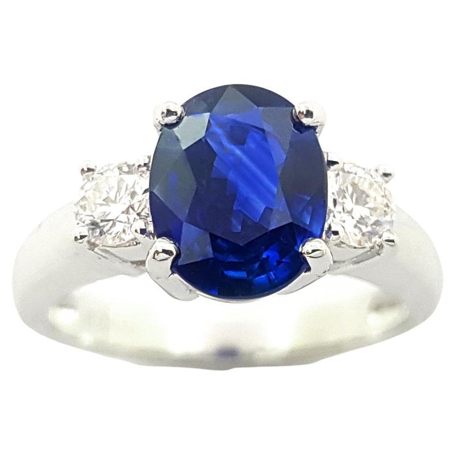 GIA Certified 2.50 cts Blue Sapphire with Diamond Ring set in Platinum 950  For Sale
