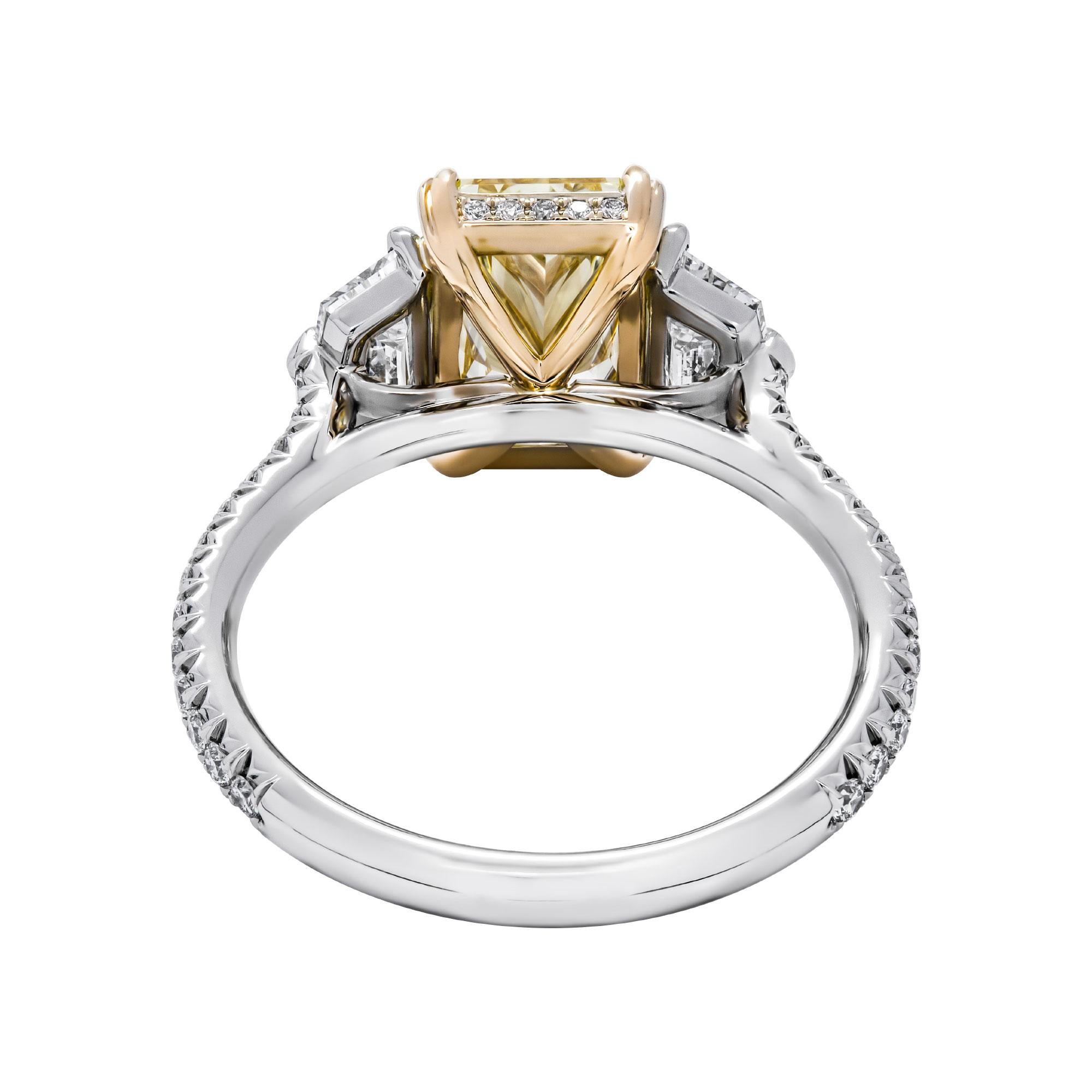 GIA Certified 2.52 Carat Fancy Yellow Radiant Cut Three-Stone Ring In New Condition In New York, NY