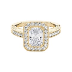 Bague à diamant ajouré certifiée GIA de 2.52 carat avec halo radiant gravé