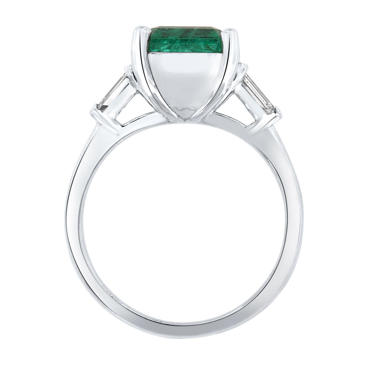 GIA Certified 2.54 Carat Asscher Green Emerald & Baguette Diamond Platinum Ring In New Condition For Sale In San Francisco, CA