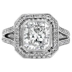 Bague de fiançailles halo en platine avec diamant taille radiant de 2.54 carats certifié GIA