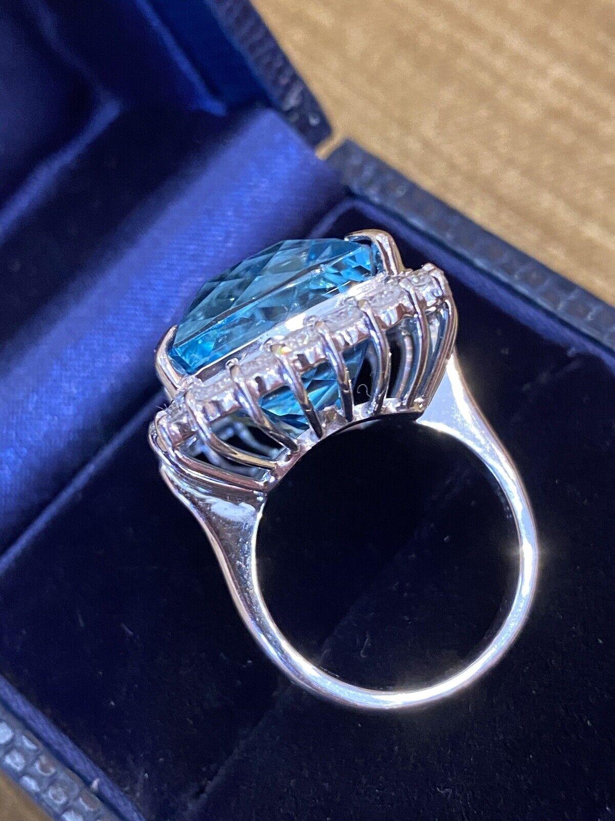 Women's GIA Certified 25.47 Carat Aquamarine and Diamond Cocktail Ring in Platinum For Sale