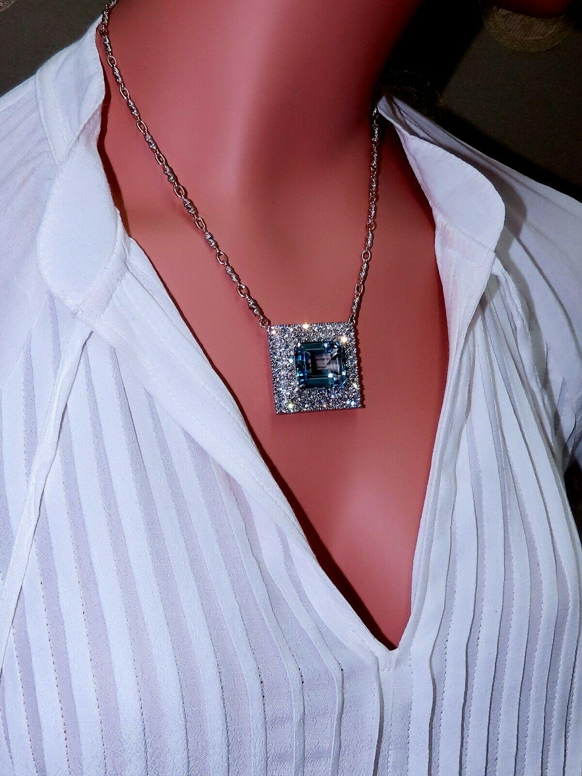GIA-zertifiziert 25,48ct. Natürlicher „Blauer“ Aquamarin 15ct Diamanten Halskette 18 Karat im Angebot 1