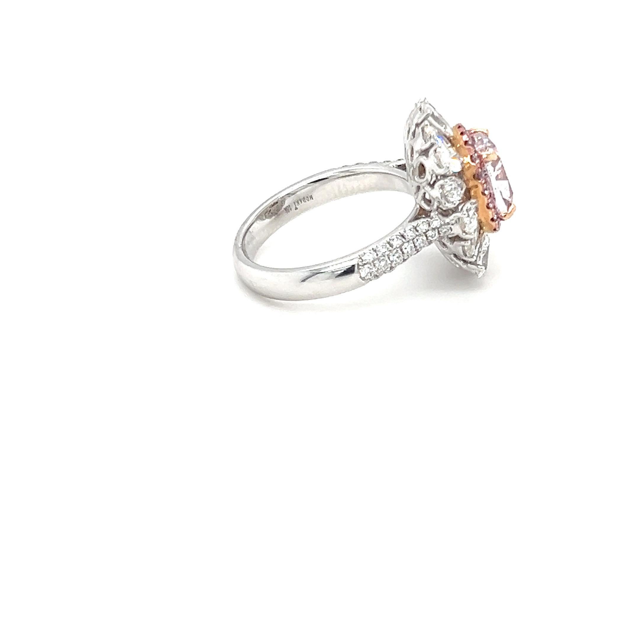 GIA Certified 2.55 Carat Cushion Cut Pinkish Purple Diamond Engagement  Ring For Sale 3