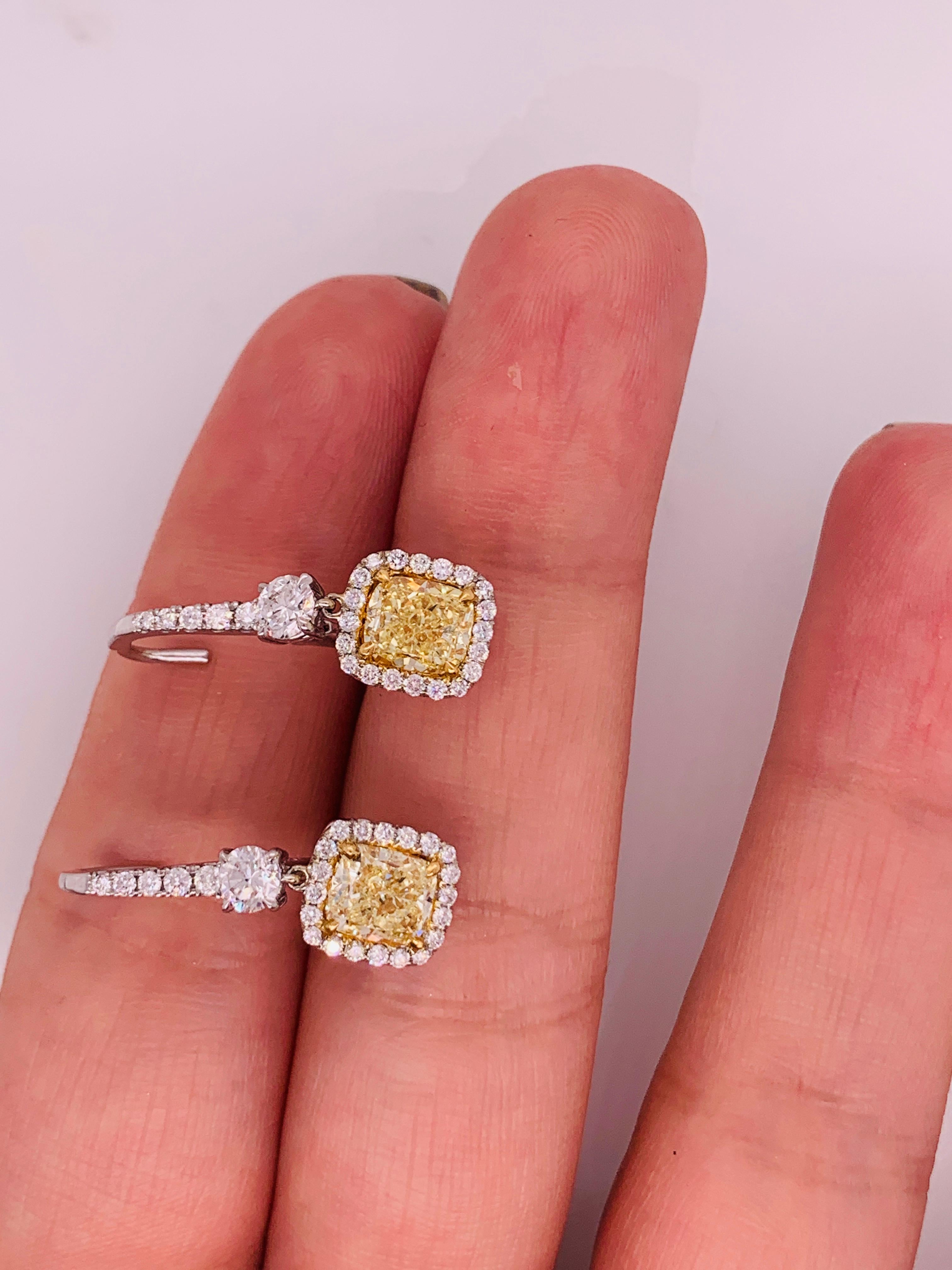 GIA-zertifizierte 2,55 Karat gelbe Diamant-Ohrringe (Moderne) im Angebot