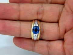 GIA Certified 2.59ct Natural No heat 2.59ct Sapphire Ring 18kt & Platinum*
