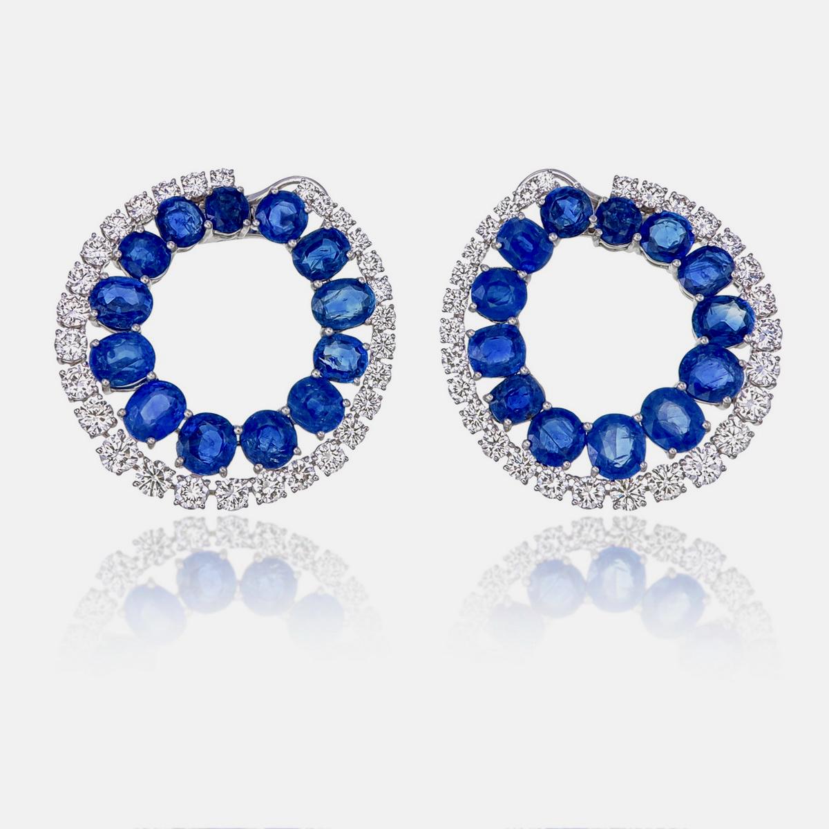 Moderne Boucles d'oreilles en diamants et saphir bleu de Birmanie, certifié GIA, de 26 carats, sans chaleur en vente