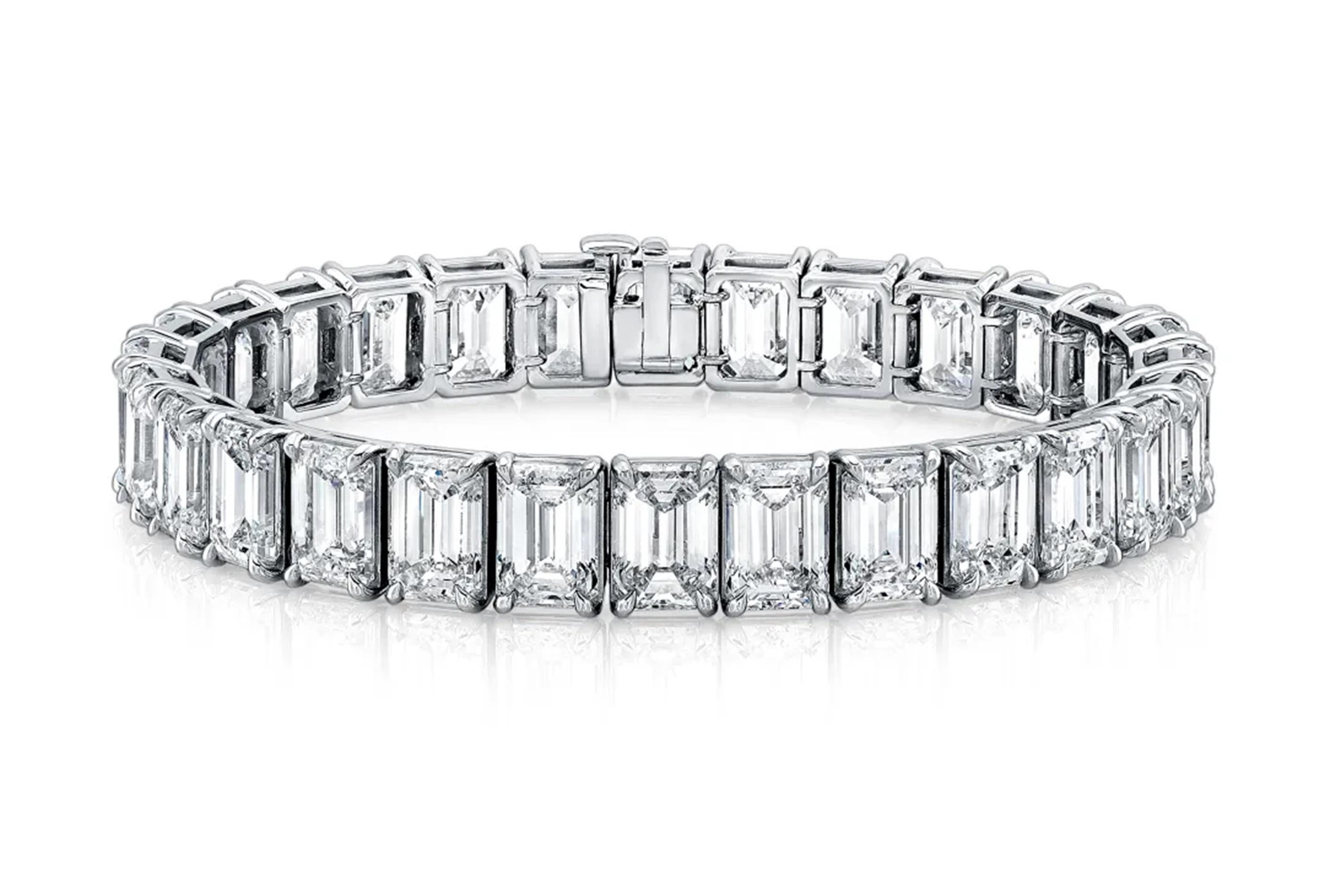 Contemporary GIA Certified 26 Carat Emerald Cut Diamond Bracelet  For Sale