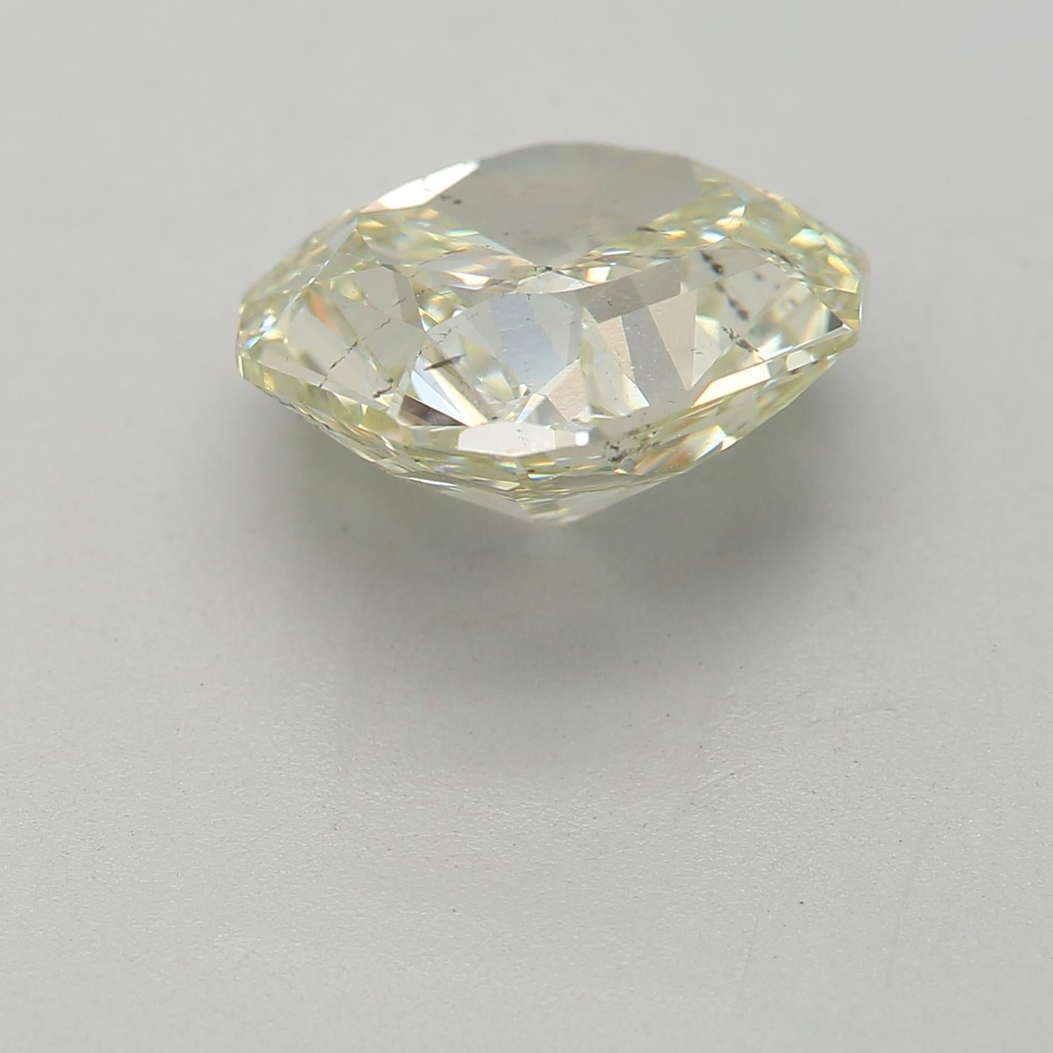 GIA Certified 2.60 Carat Fancy Intense Yellow Green SI2 Clarity Diamond In New Condition For Sale In บางรัก, TH