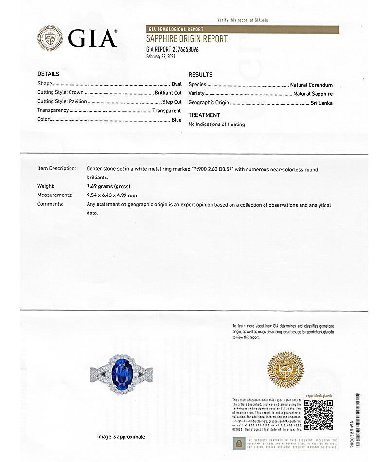 GIA Certified 2.62ct No Heat Sapphire 0.57ct Diamond Engagement Ring In Good Condition For Sale In New York, NY