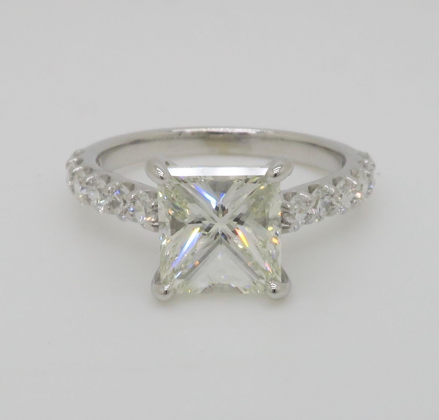 GIA Certified 2.62CTW Princess Cut Diamond Ring in 14k White Gold For Sale 8