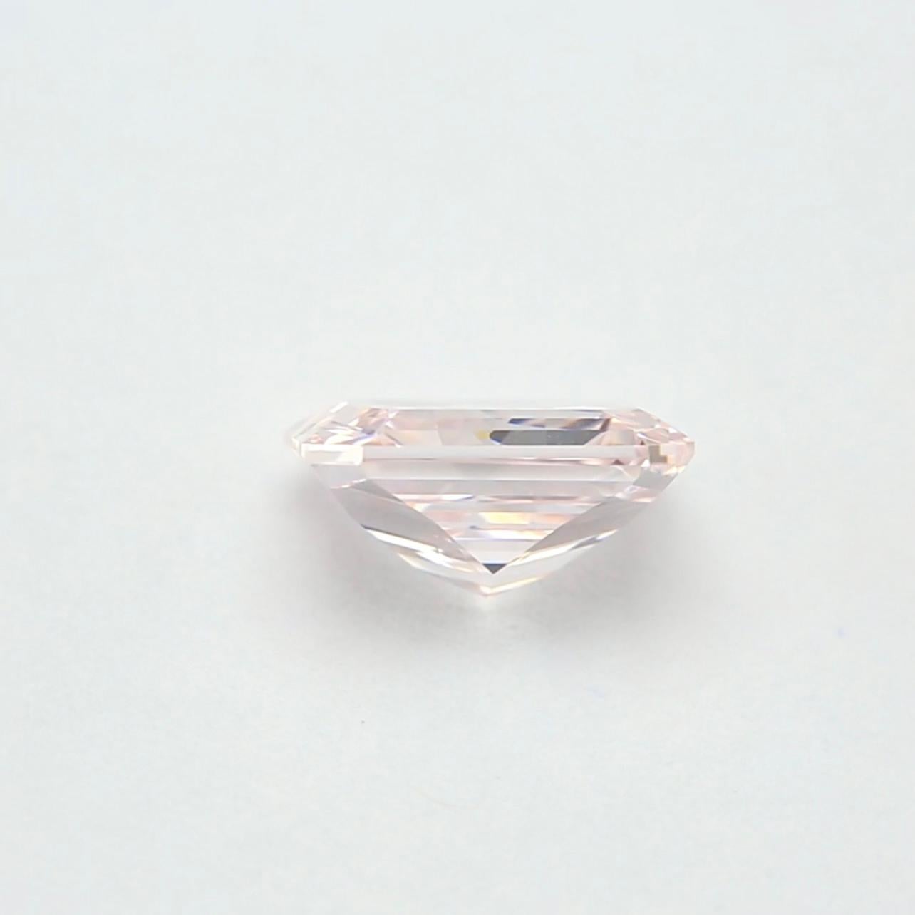 GIA Certified 2.64 Fancy Light Pink Radiant Cut Diamond For Sale 4