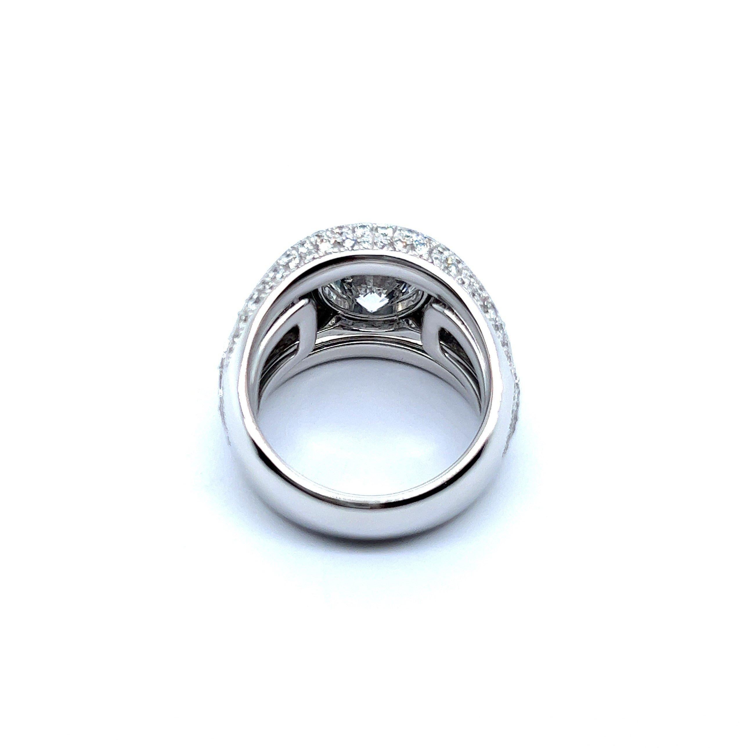 Women's or Men's GIA Certified 2.69 Carat Diamond Ring in Platinum by Péclard For Sale
