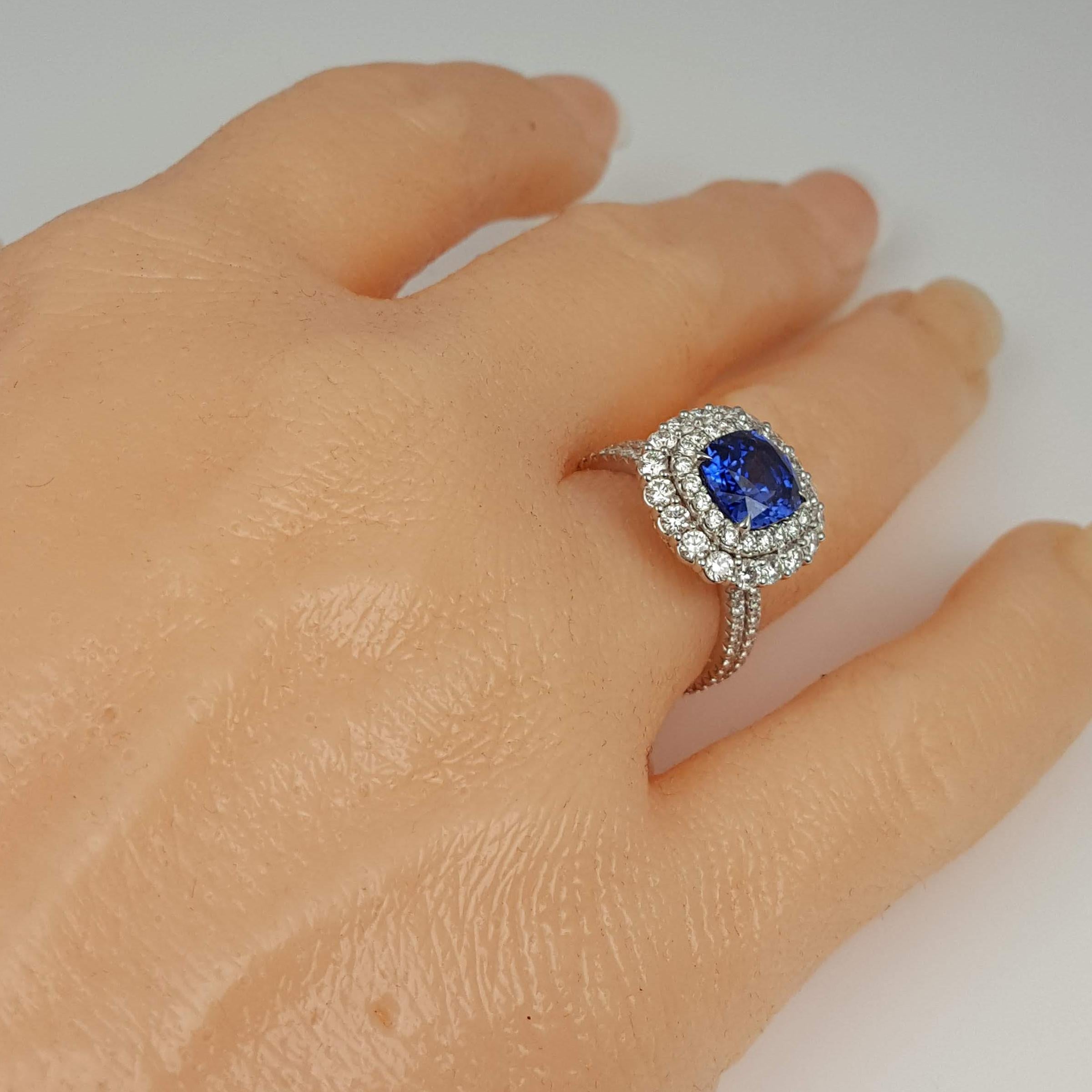 DiamondTown GIA Certified 2.72 Carat Ceylon Sapphire and Diamond Ring In New Condition In New York, NY
