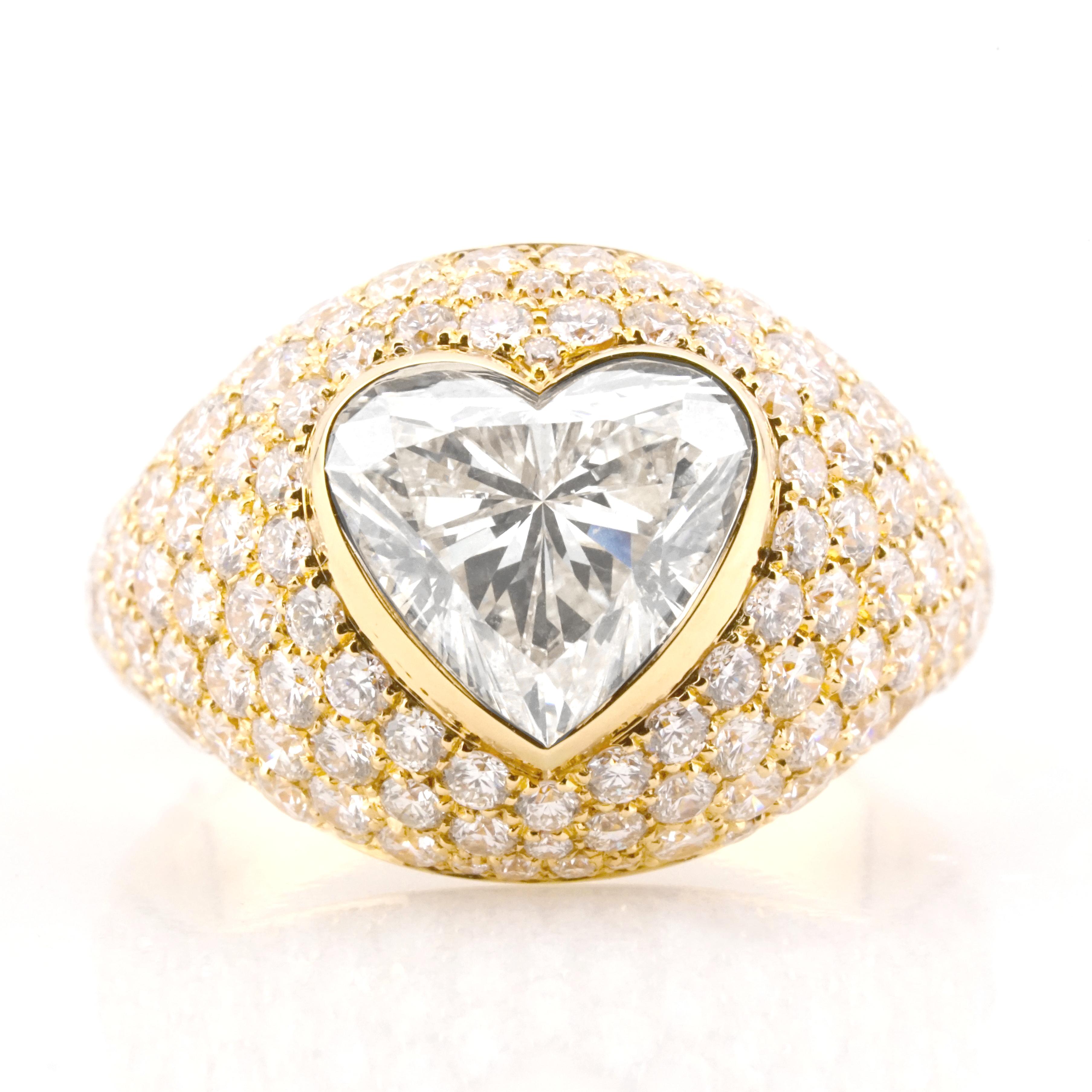 Contemporain Bague en or jaune 18 carats avec diamant en forme de cœur de 2,74 carats certifié GIA en vente