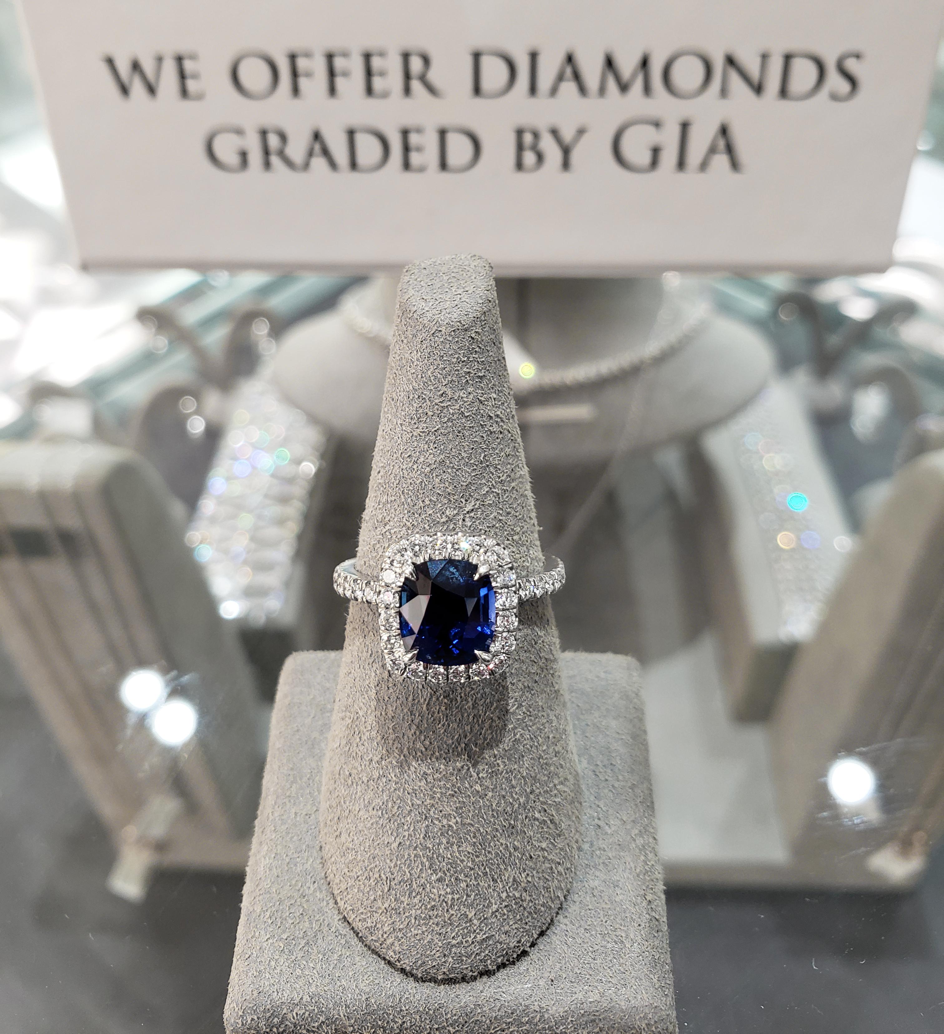 Contemporary Roman Malakov GIA Certified No Heat Blue Sapphire & Diamond Halo Engagement Ring For Sale