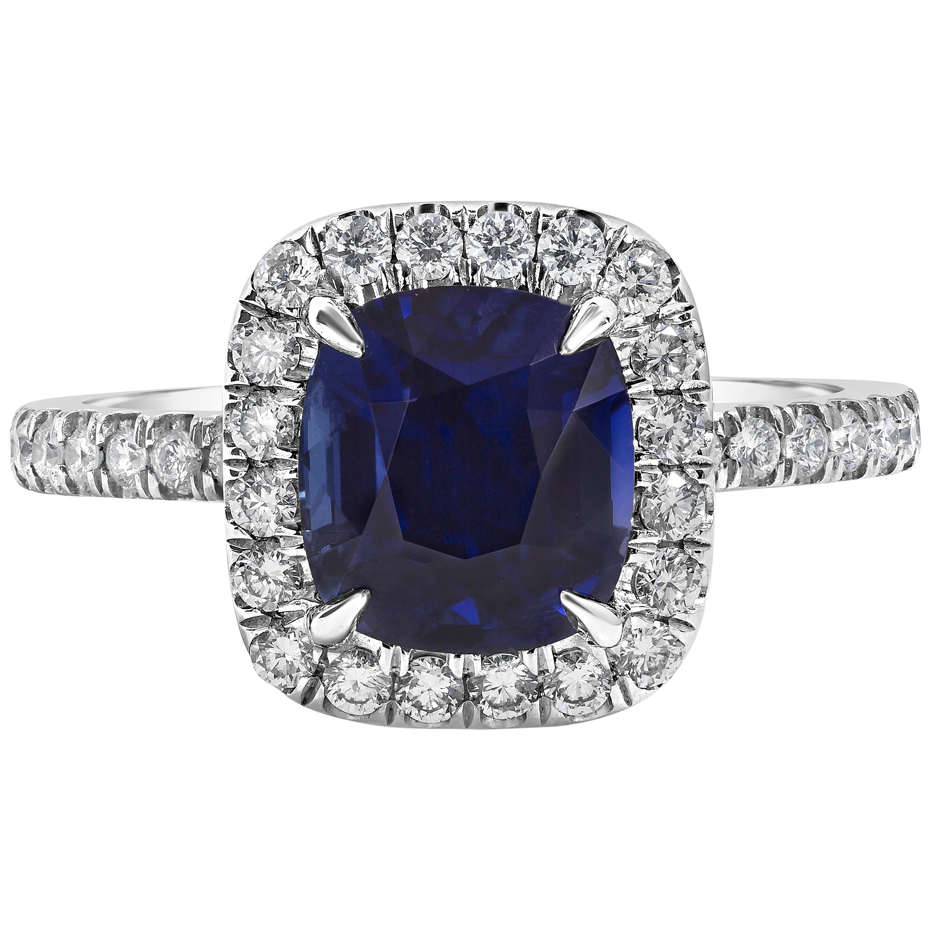 Roman Malakov, bague de fiançailles avec saphir bleu non chauffé et halo de diamants certifié GIA