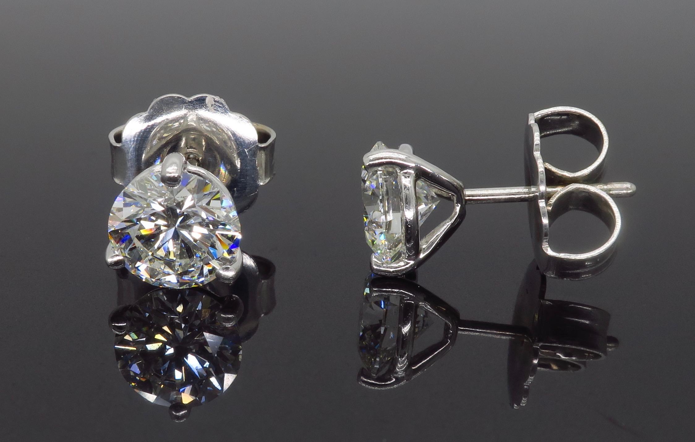 1/3 ct diamond earrings actual size