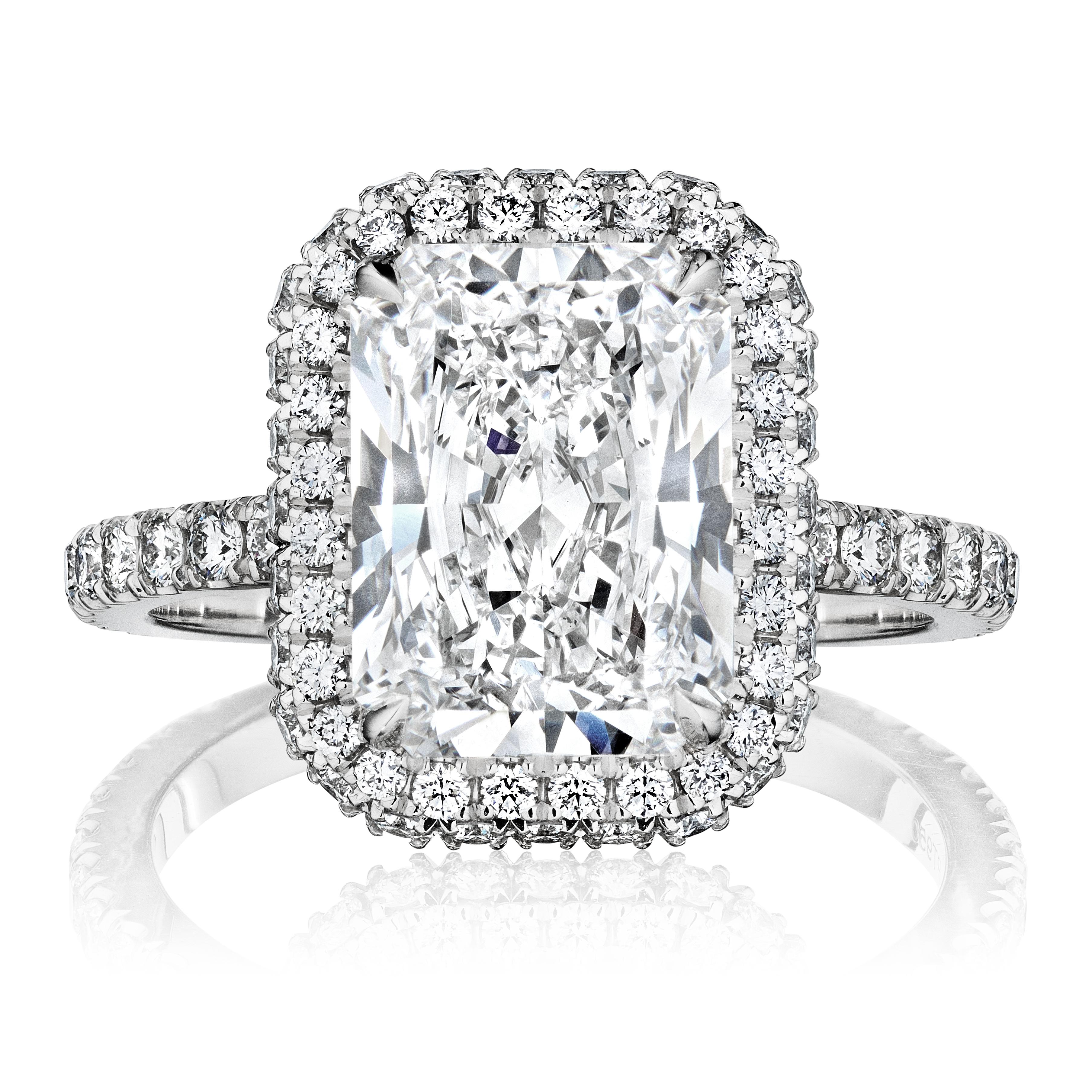 Modern GIA Certified 2.75 Carat E VS1 Radiant Diamond Engagement Ring 