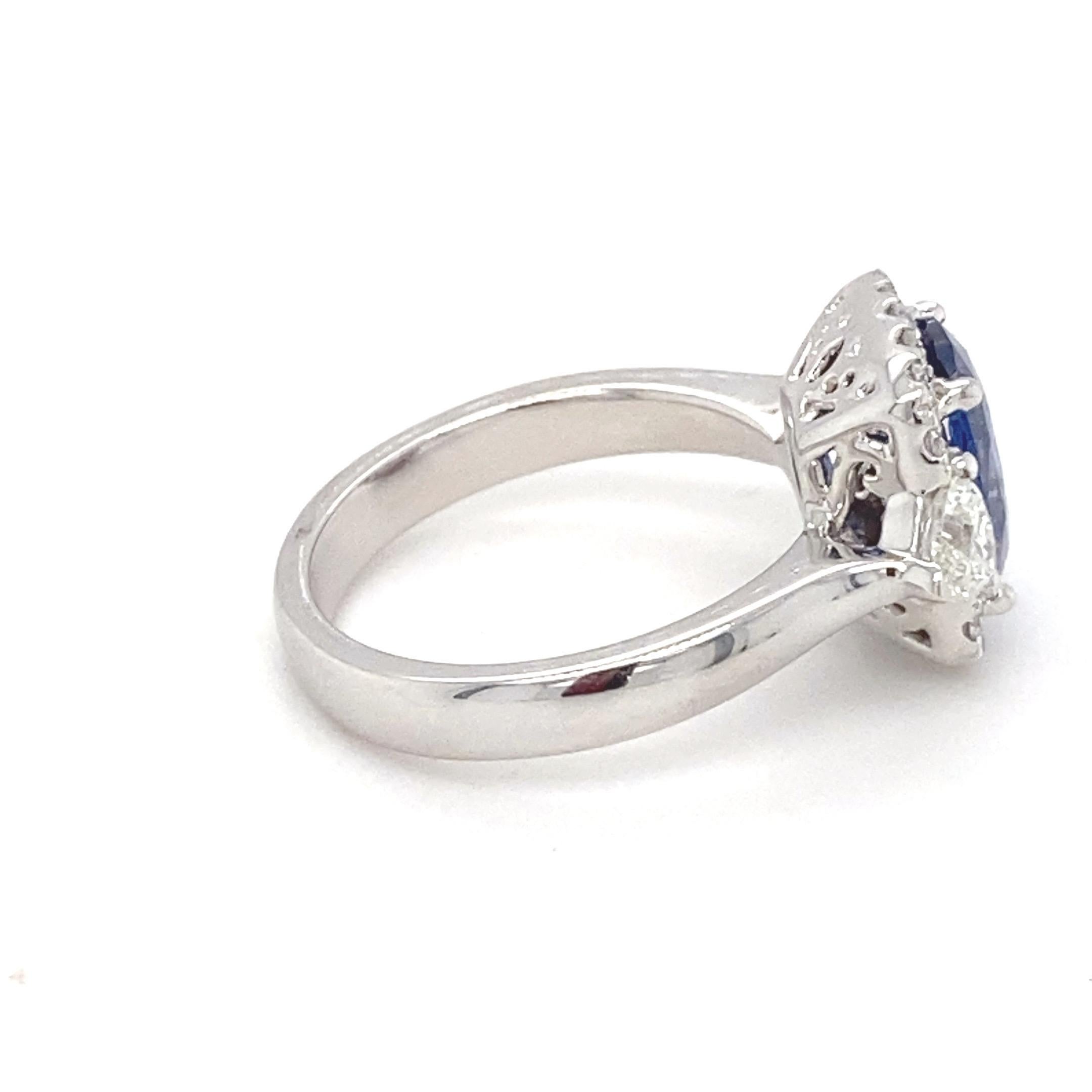 GIA Certified 2.76 Carat Blue Sapphire Diamond White Gold Engagement Ring  For Sale 9