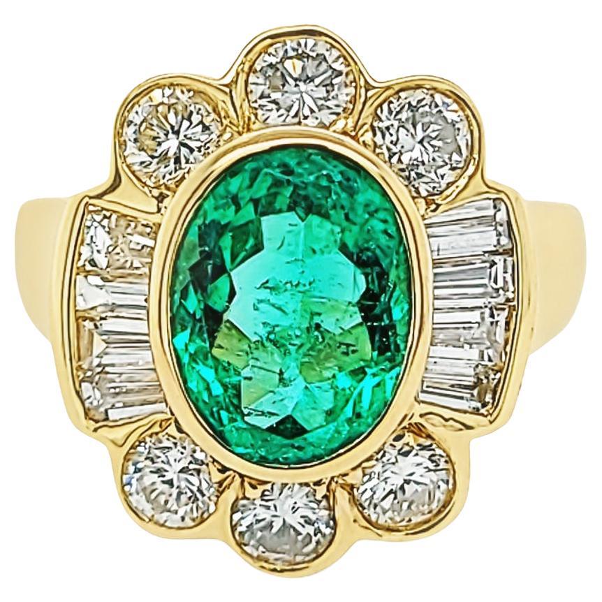 GIA Certified 2.76 Carat Colombian Emerald Ring in Yellow Gold For Sale