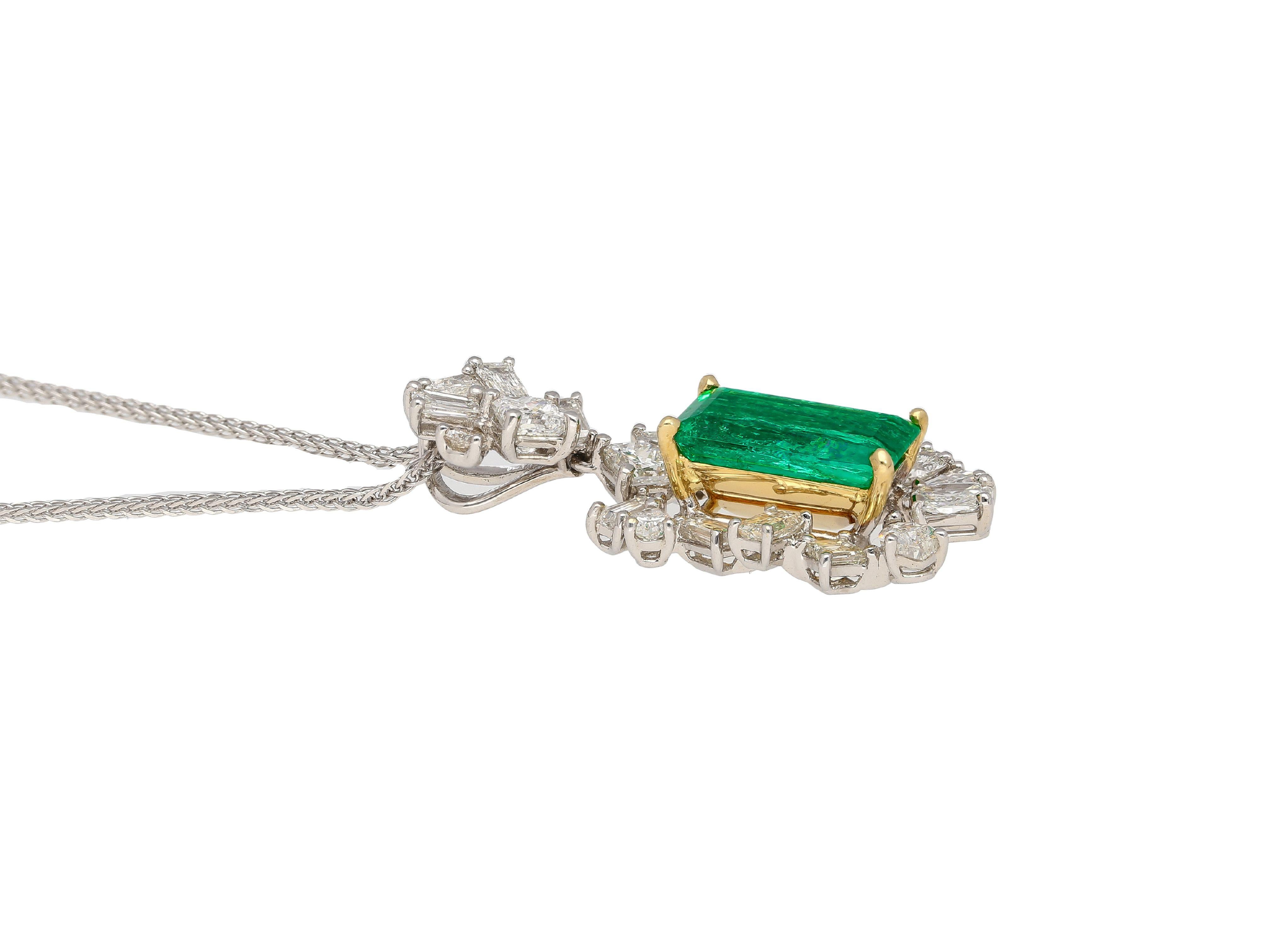 Art Deco GIA Certified 2.76 Carat Minor Oil Muzo Colombian Emerald & Diamond Pendant  For Sale
