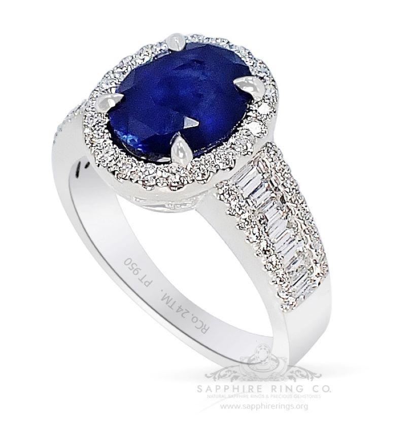 Oval Cut GIA Certified 2.76 ct Platinum Sapphire Ring - Ceylon Natural Blue Sapphire For Sale