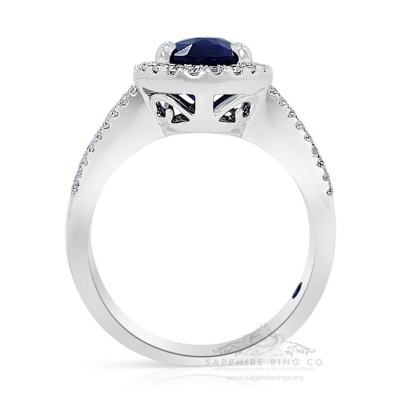 Women's or Men's GIA Certified 2.76 ct Platinum Sapphire Ring - Ceylon Natural Blue Sapphire For Sale