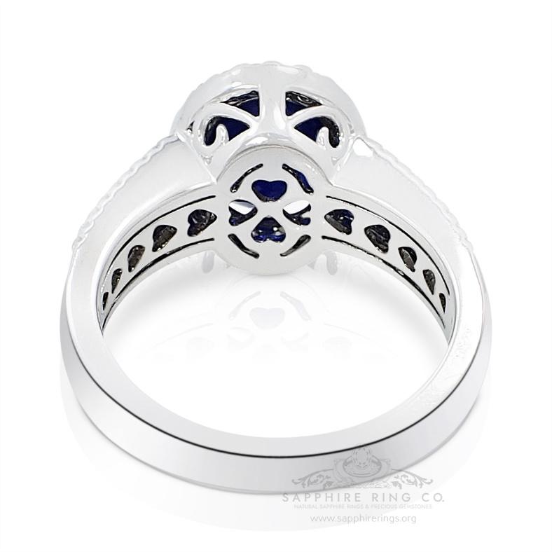 GIA Certified 2.76 ct Platinum Sapphire Ring - Ceylon Natural Blue Sapphire For Sale 1