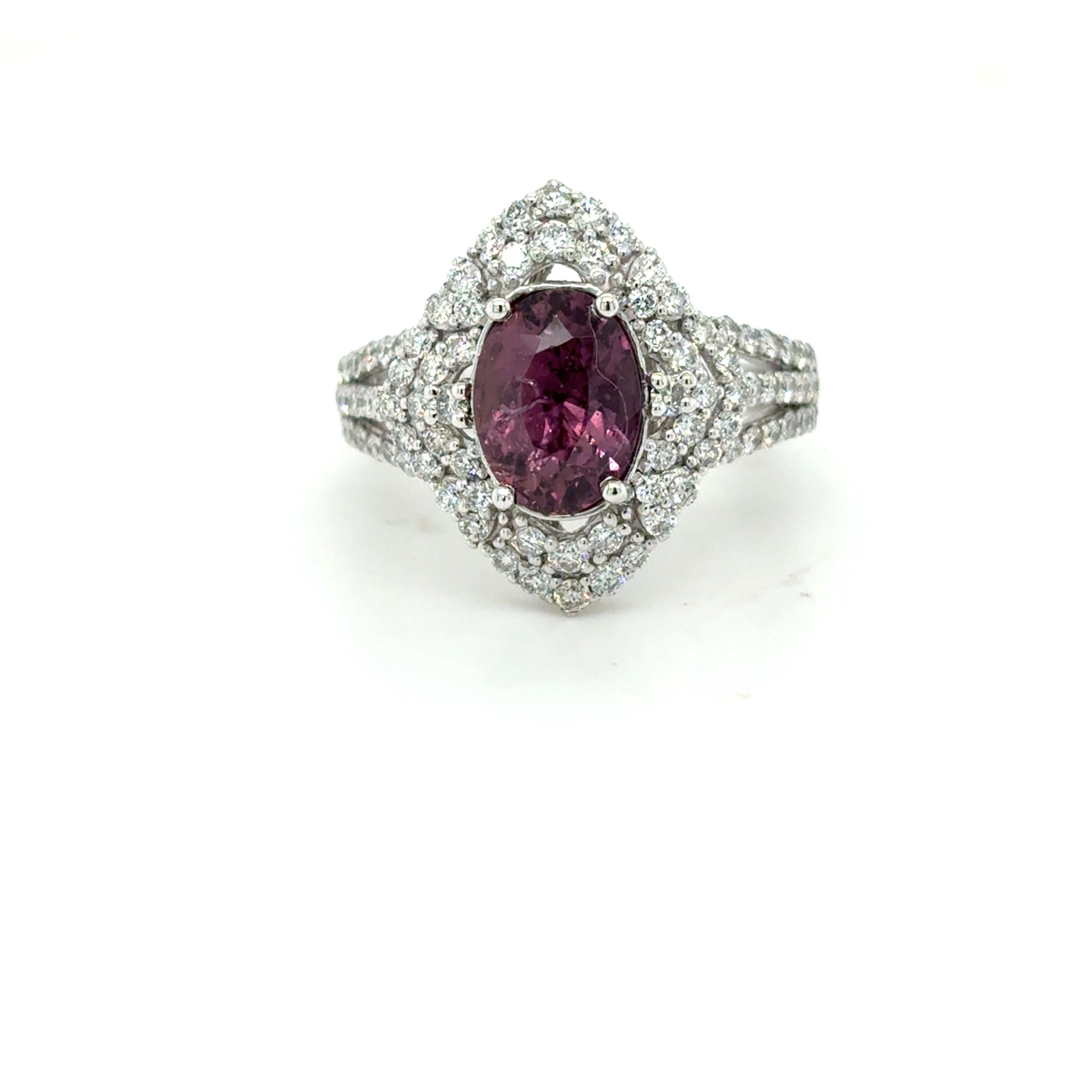 Anello di diamanti con zaffiro rosa viola con taglio ovale certificato GIA da 2,77 carati in vendita 5