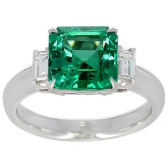 GIA Certified 2.78 Carat Radiant-Cut Colombian Emerald and Diamond Ring Platinum