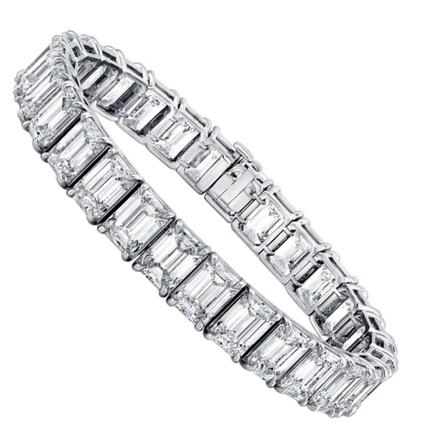 Bracelet tennis avec diamants 27.84 carats taille émeraude certifiés GIA