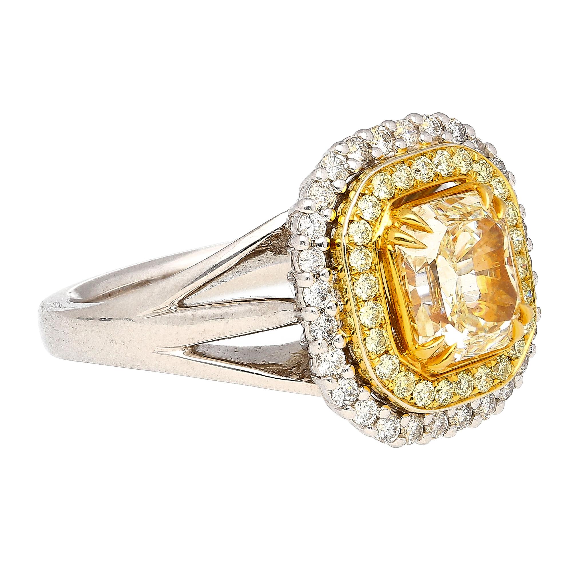 GIA Certified 2.79 Carat Fancy Colored Radiant Cut Diamond 18k Gold Ring In New Condition For Sale In Miami, FL
