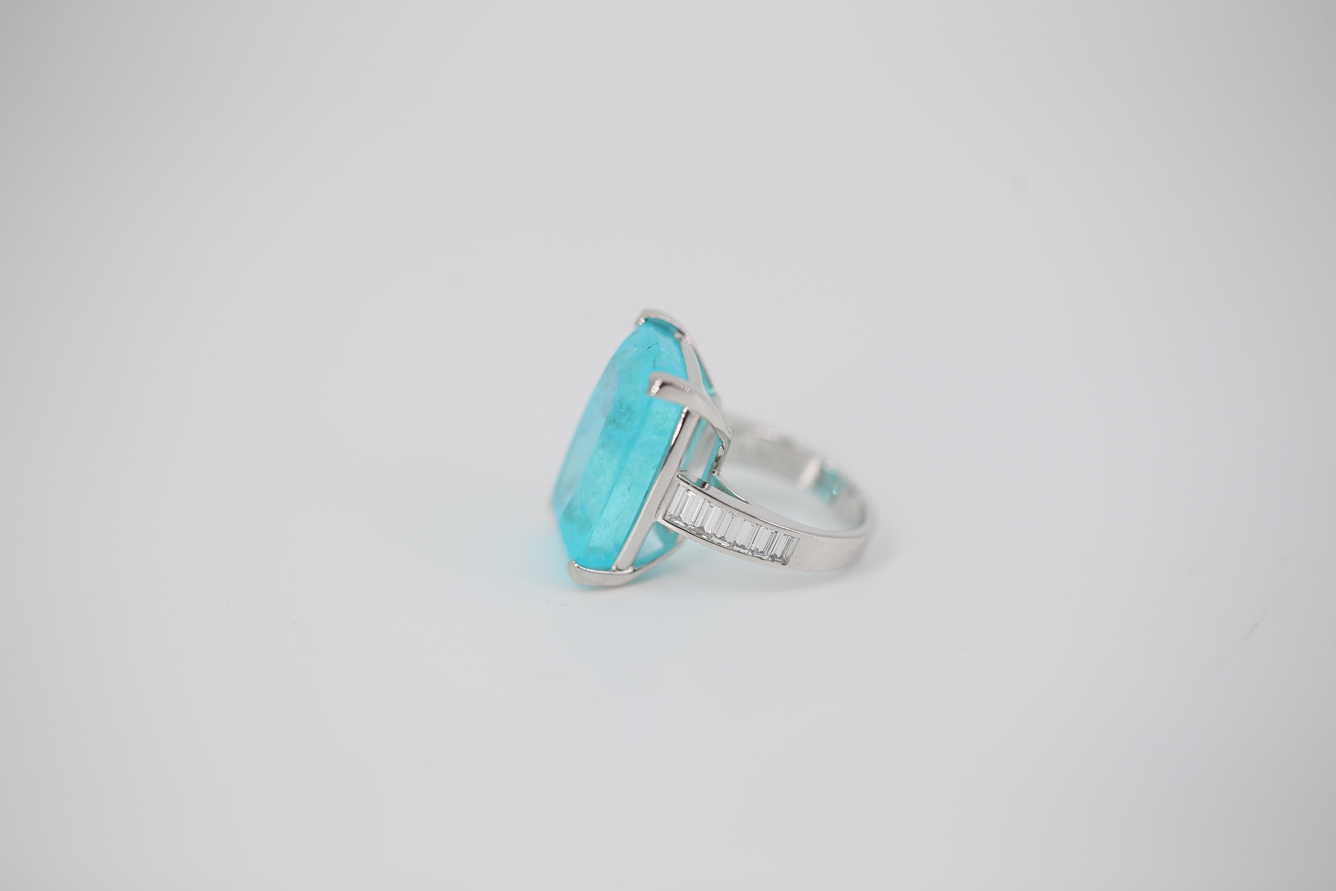 Neoclassical GIA Certified 27.9 Carat Paraiba Tourmaline Diamond 18K White Gold Cocktail Ring For Sale
