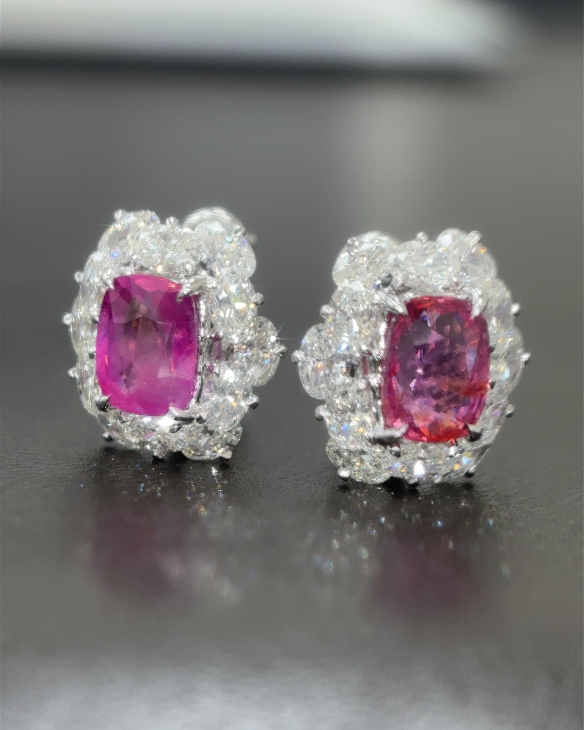 Orecchini in platino con zaffiro rosa di Burma senza calore certificati GIA da 2.80 carati in vendita 2