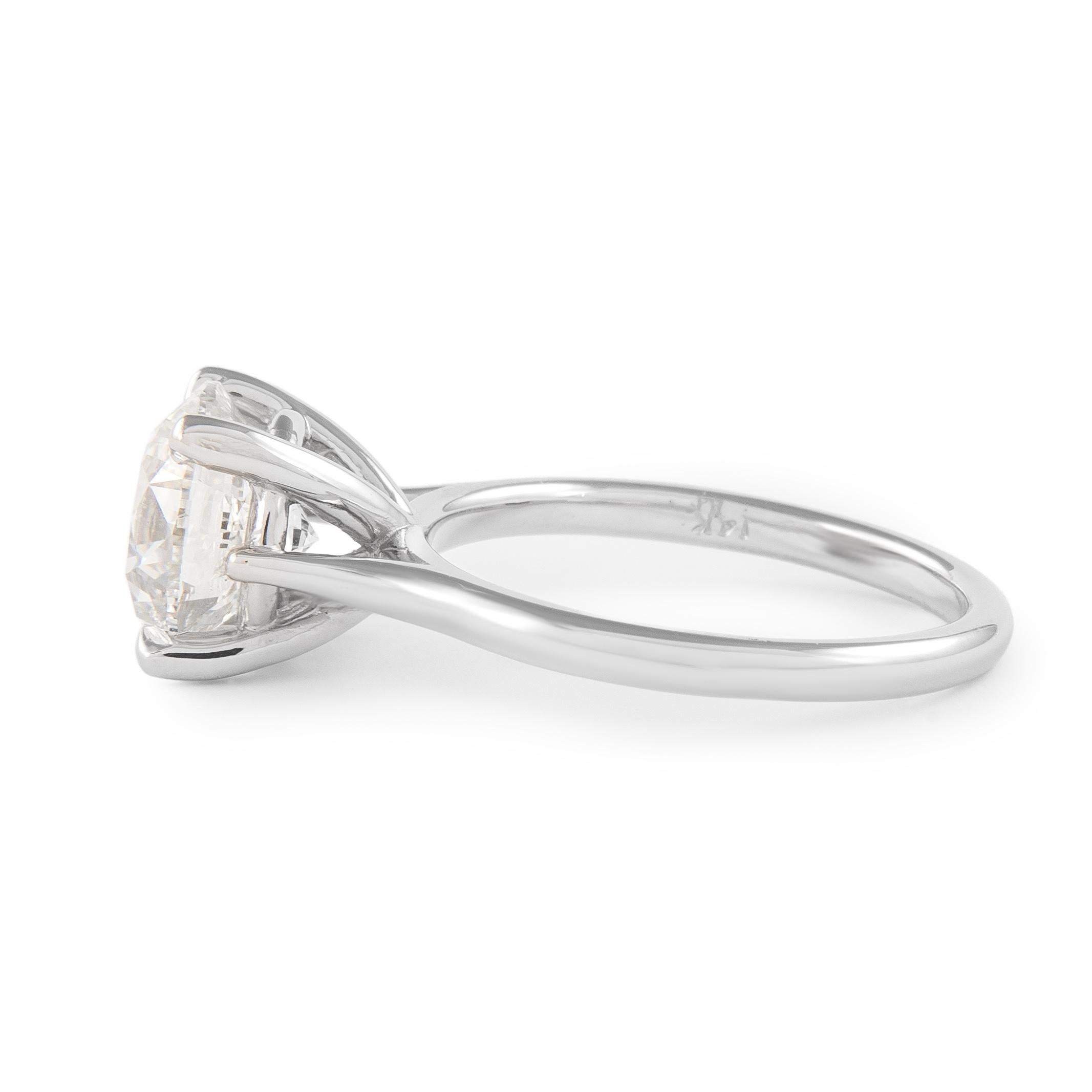 Bague de fiançailles en or blanc certifiée GIA 2,80ct diamant rond brillant I VS2 Neuf - En vente à BEVERLY HILLS, CA