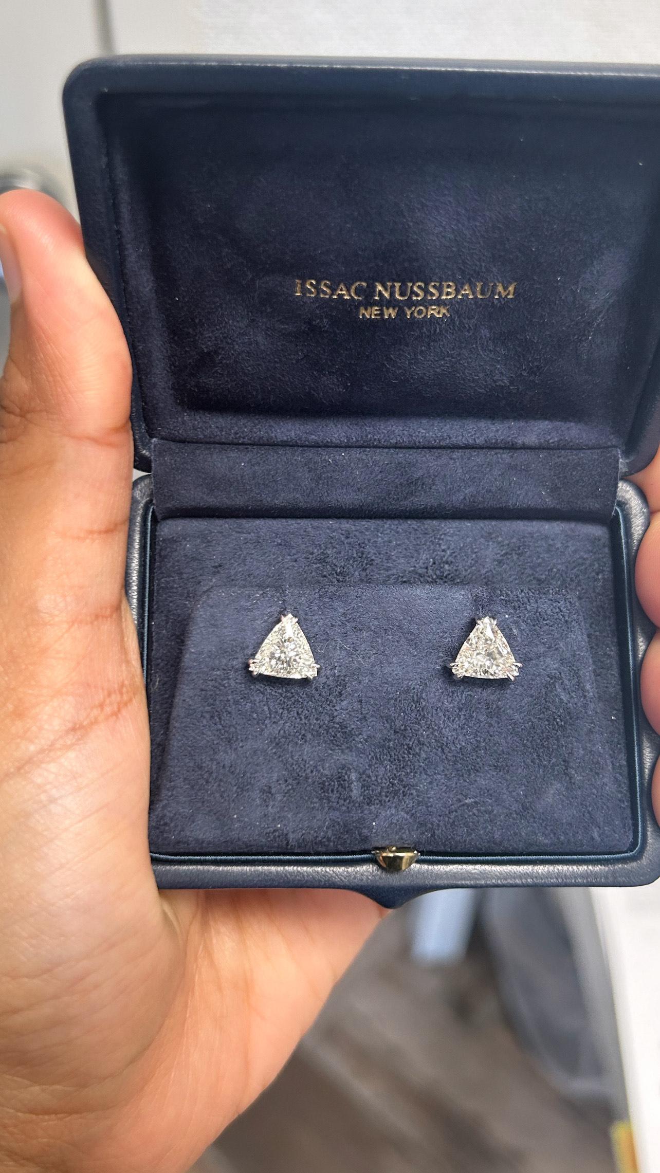 Trillion Cut Issac Nussbaum GIA Certified 2.84 Carat Trilliant diamond studs For Sale