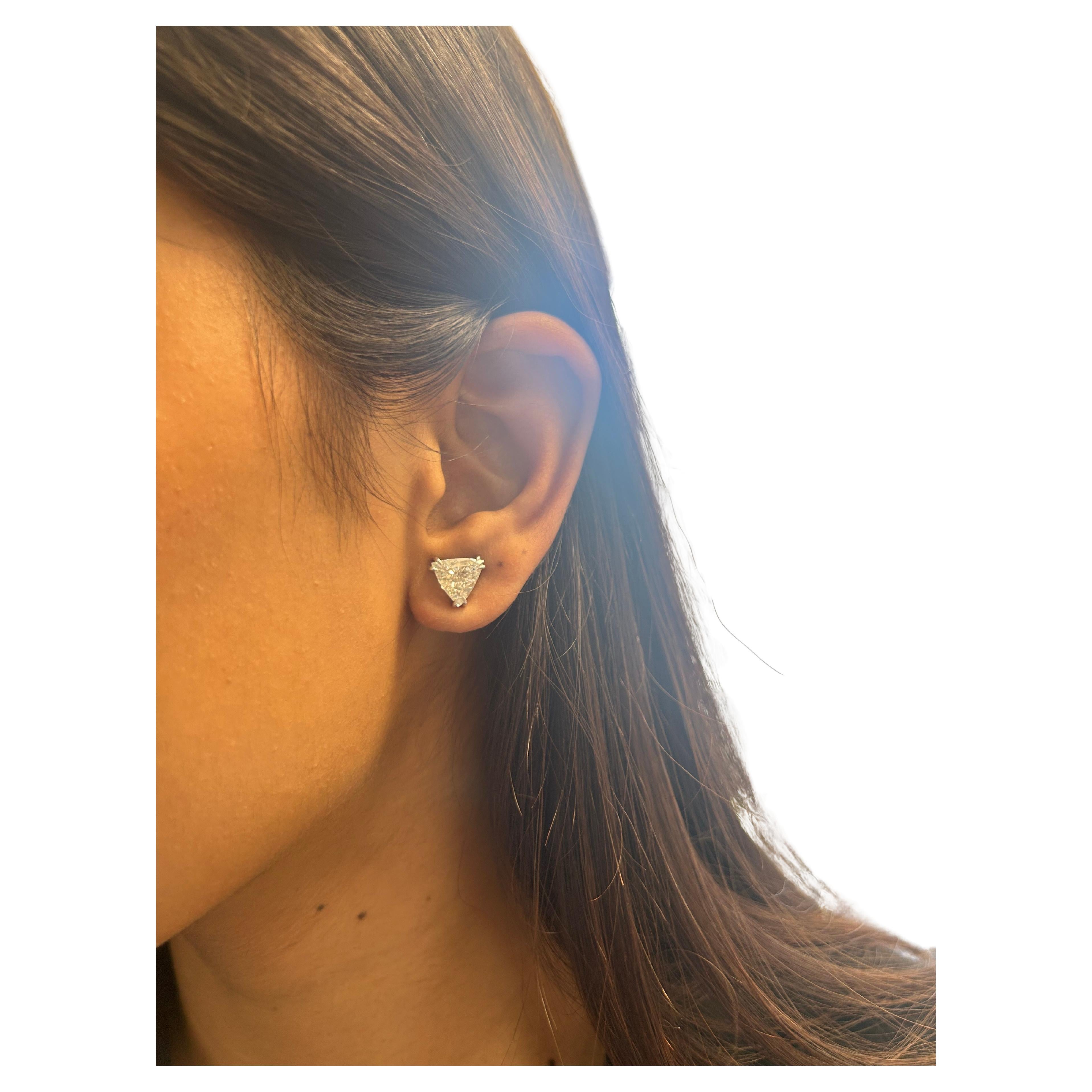 Issac Nussbaum GIA Certified 2.84 Carat Trilliant diamond studs For Sale