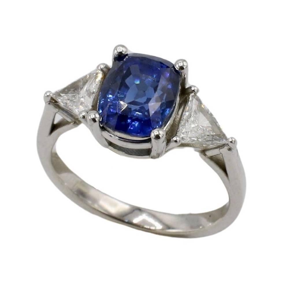 Anillo de compromiso con diamante zafiro azul natural certificado por GIA de 2,89 quilates sin calor en venta 1