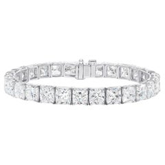 Bracelet tennis avec diamants taille coussin de 28,91 carats certifiés GIA