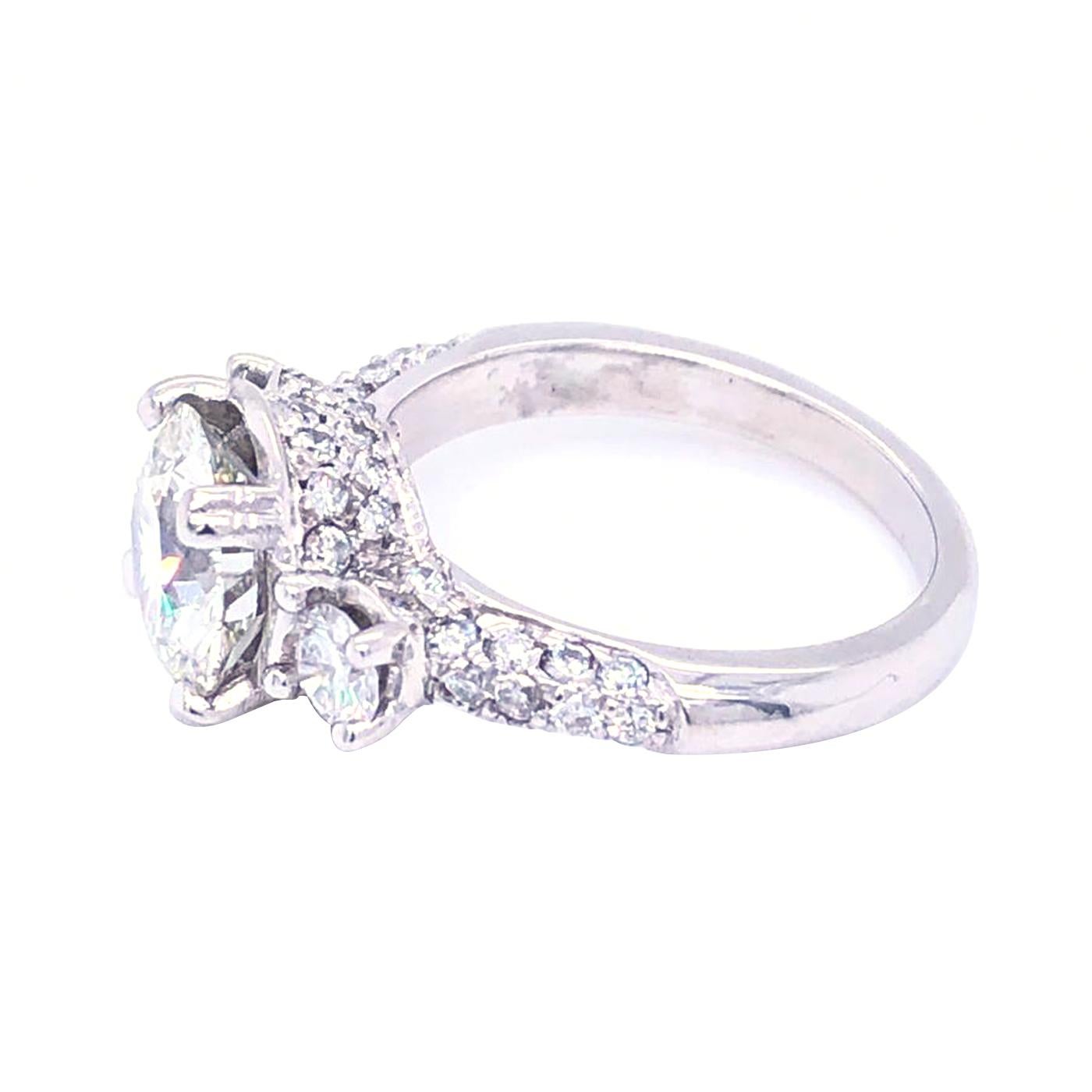 Modern GIA Certified 2.9 Carat Round Diamond Classic Pave Platinum Ring 10.4 G