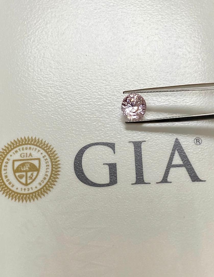 Saphir ovale certifié GIA de 2,91 carats rose clair sans chaleur en vente 7
