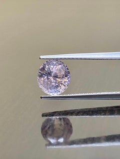 Zaffiro ovale rosa chiaro senza calore certificato GIA da 2,91 carati